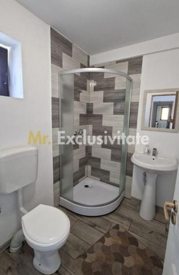 Casă cu 5 camere cu Teren 1200 Mp în Budeasa