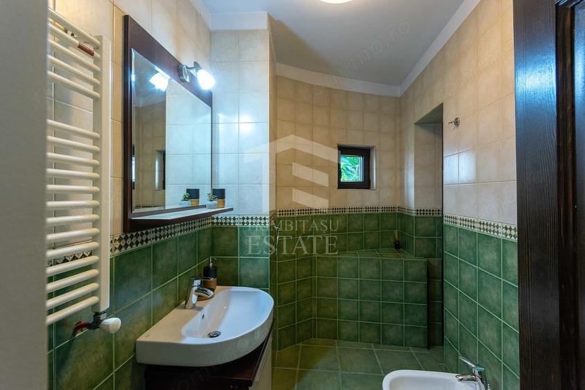 Garsonieră nedecomandată în Arcul de Triumf