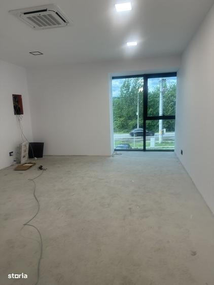 Spațiu comercial, de 123 mp, în Central