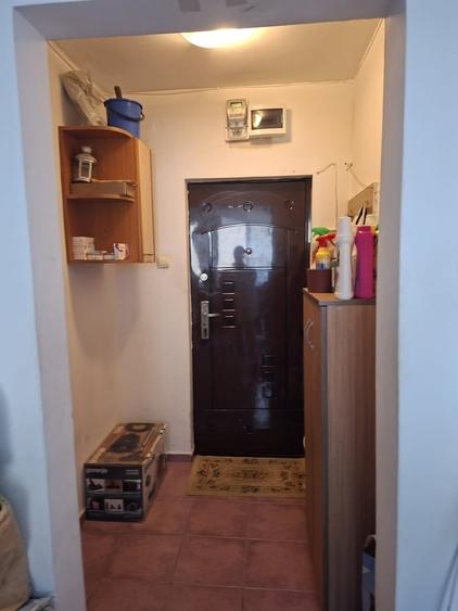 Apartament cu 2 camere semidecomandat în Compozitorilor