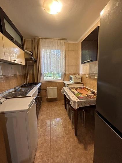 Apartament cu 3 camere decomandat în Ultracentral