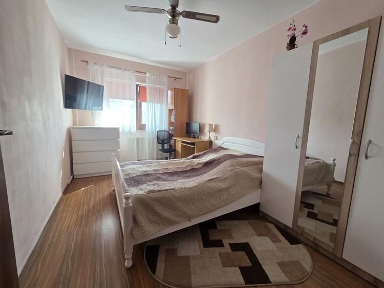 Apartament cu 2 camere decomandat în Dacia