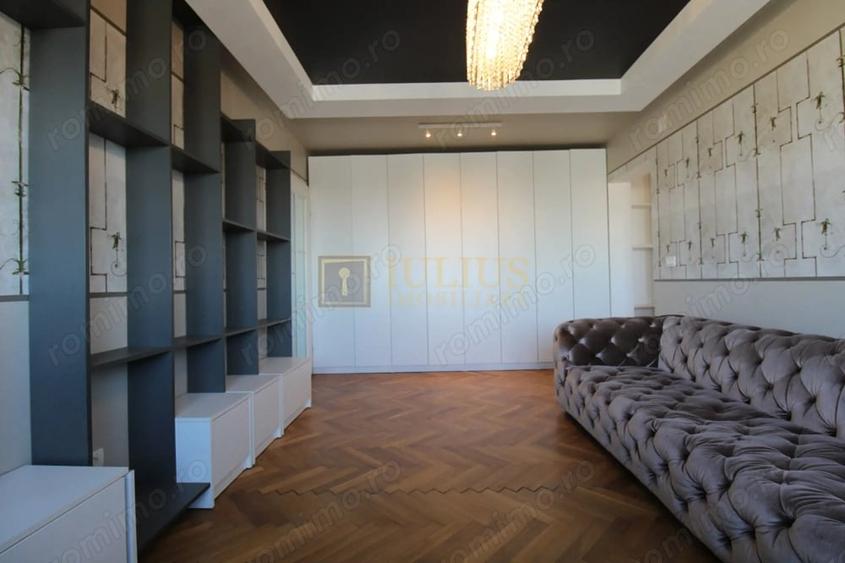 Apartament cu 3 camere semidecomandat, mobilat în Semicentral