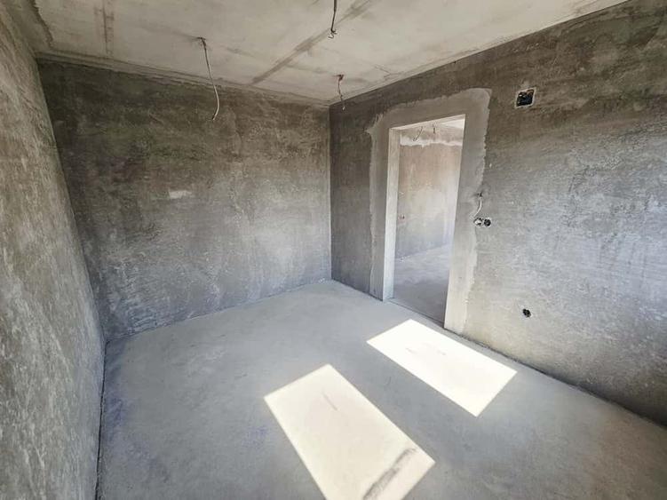 Vilă luminoasă, 4 camere, cu teren generos – Com. Plopu - 42