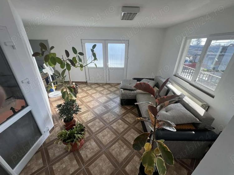 Inchiriere spa?iu comercial 110 mp Vulcana Pandele - 2