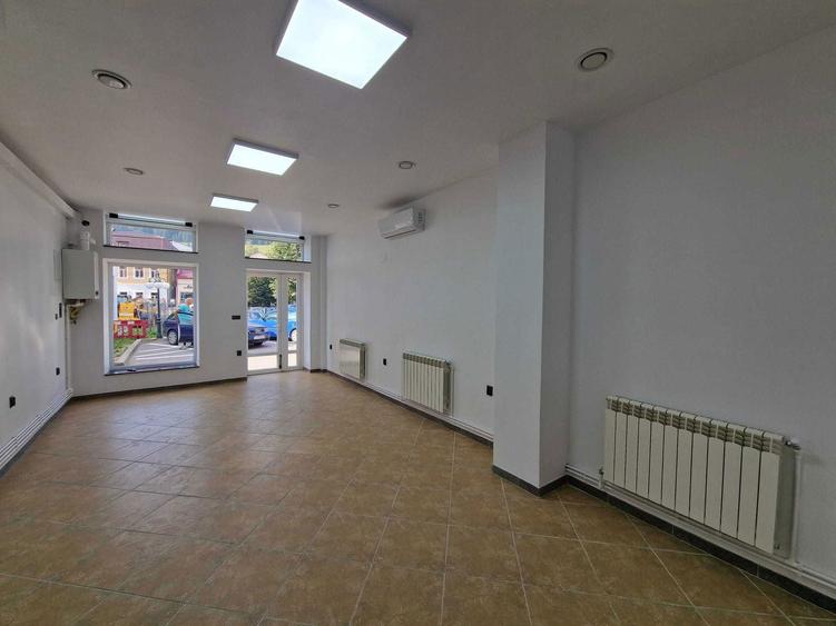 Inchiriere Spatiu Ultracentral Campulung Moldovenesc - 2