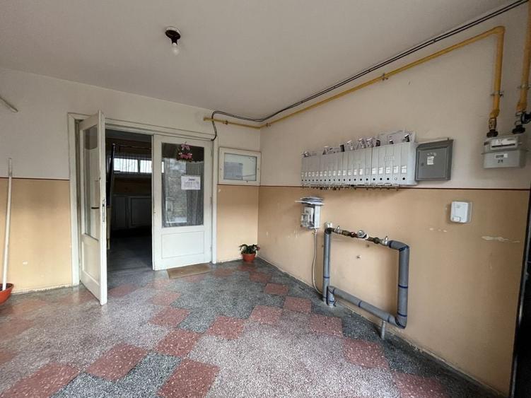Apartament 2 camere semidecomandat – Zona Medicina - 21