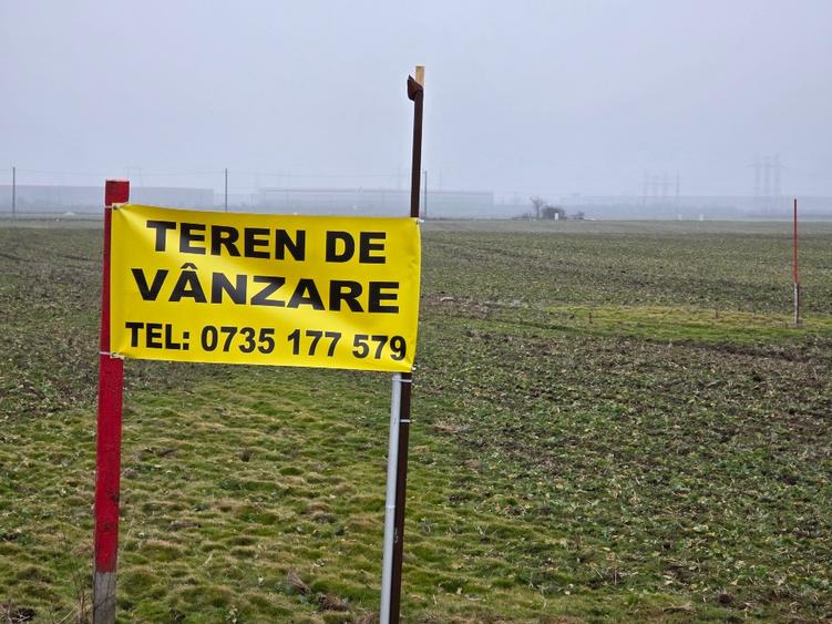 De vânzare teren zona Cart Florilor si Hatz - 2