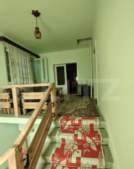 Casa solida cu pod, foi?or ?i 2 garaje in Tarnaveni - 5