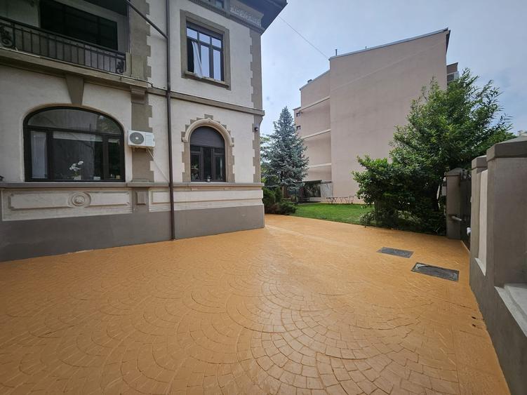 Vila interbelica renovata, amplasata in zona Cismigiu - 17