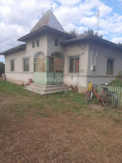 Casa de vanzare Boteni, Dambovi?a