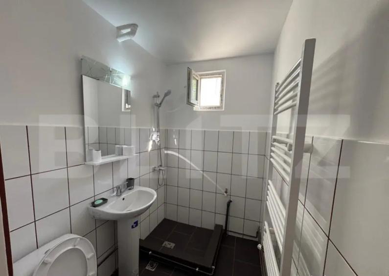 Renovat complet, nelocuit 2 camere Micro 6, pozi?ie exc - 5