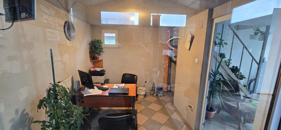 Service auto si vila de locuit Unirea Odobesti - 33