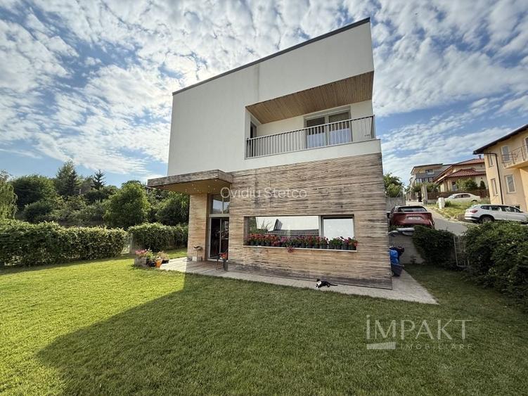 Anunț Imobiliar de Vânzare: Casă Individuală Superbă în Cartierul Borhanci!