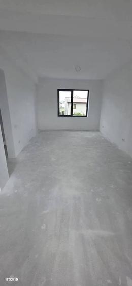 Casă cu 4 camere în Odăile