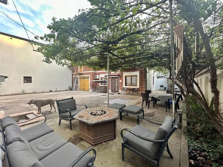 VILA -GRADINA ICOANEI-teren 619mp - 31