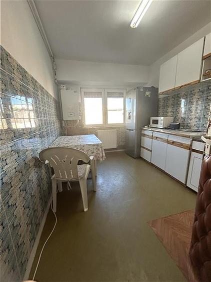 Apartament 3 camere, 2 bai, zona Casa de Cultura - 3