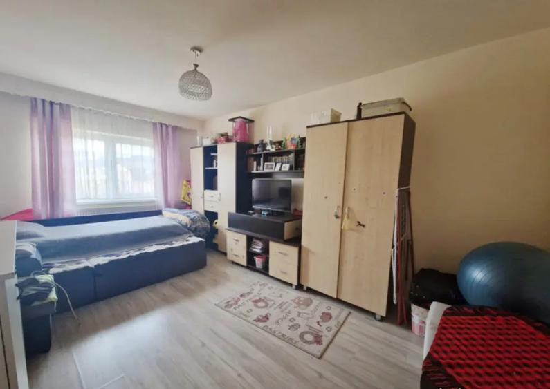 Apartament 2 camere, 48 mp, zona Hotvon - 9