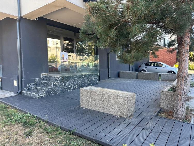 Spatiu Comercial + Terasa 23 August Otopeni Cafeanea Barbershop Birou - 9