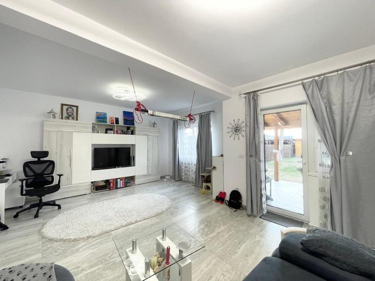 Duplex 4 camere complet mobilat Serena Mosnita - 2