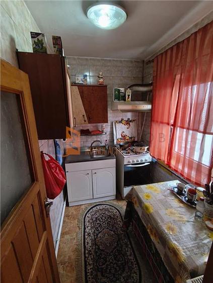 Garsoniera decomandata zona Unirii Sud - 4