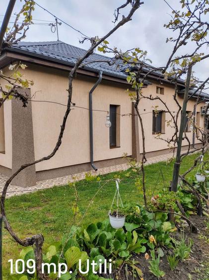 Casa in Sacueni Dambovita - 1