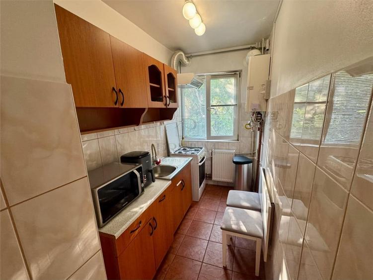 Apartament cu 2 camere semidecomandat în Dacia