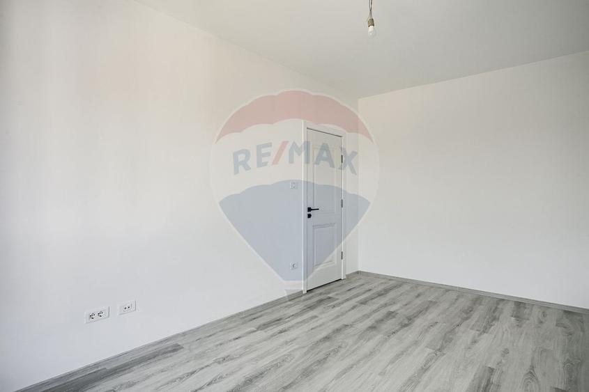 Apartament Nou 3 camere de vanzare  zona Gradiste - 8