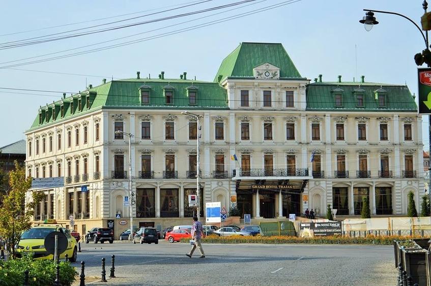 Centru Piata Unirii , 3 camere , etaj 1 - 10