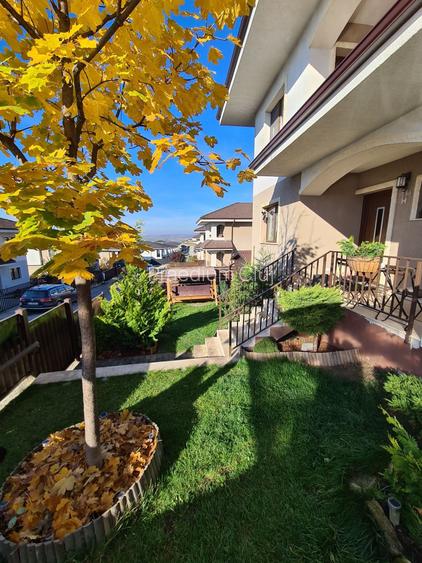 Casa individuală 4 camere in Dezmir