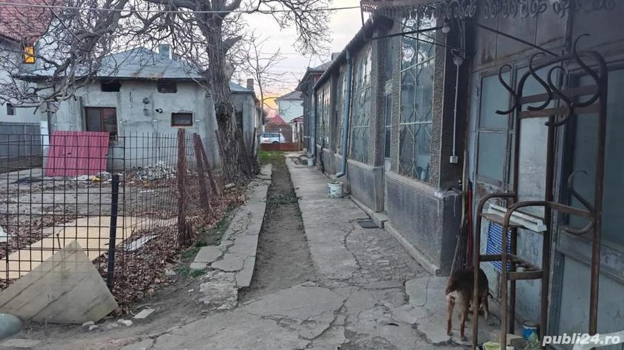 Casa teren 708mp zona Politia Municipiului BZ Plevnei Pret: 160.000 - 3