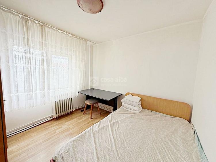 Pacurari - Moara de Foc, 3 camere decomandat, luminos, etaj 3 - 3