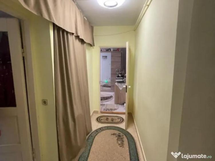 Apartament de vanzare cu 2 camere, 40 mp, zona Mall Hatvan - 4