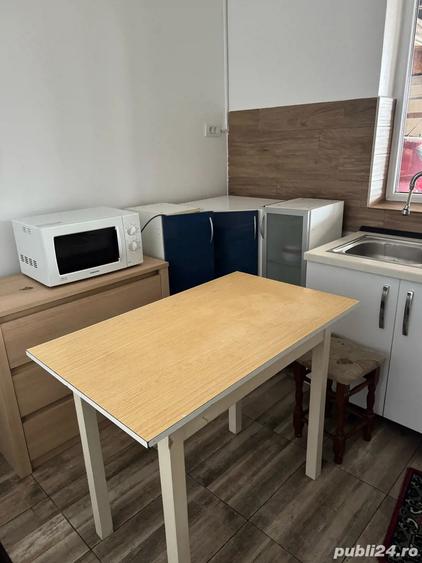 Inchiriez apartament 1 camera la casa - 2