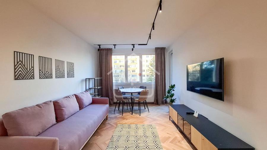 Finisaje Calitative I Centru Civic - 2