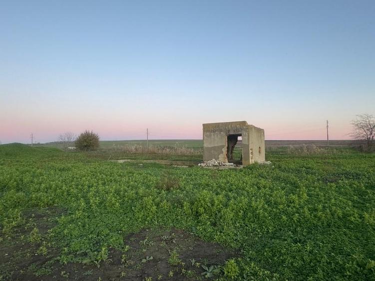 NISIPARI TEREN INTRAVILAN DESCHIDERE 90 ML PRET 600.000 EURO - 4