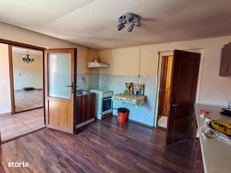 Casă cu 4 camere în Ghiroda