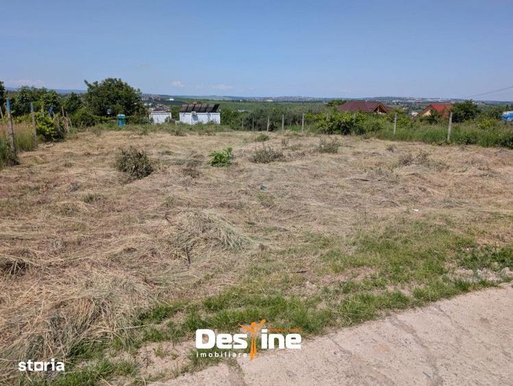 Barnova - Teren Intravilan 974 Mp, utilitati, drum betonat - 2