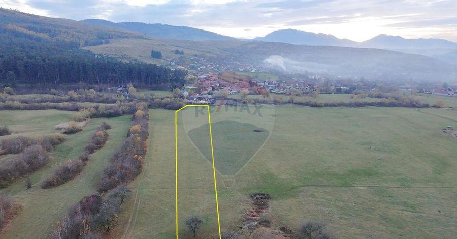 Teren 5.800 mp Purcareni curent, gaz, apa / Strada 30 de... - 4