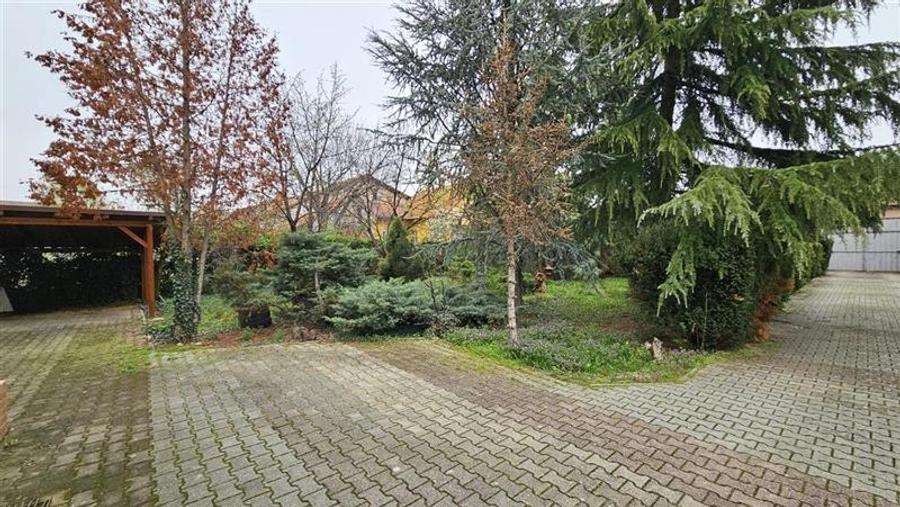 COMISION 0% Casa/Vila spatioasa cu teren generos in Blascovici - 25