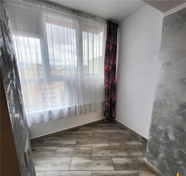 Apartament 3 camere,decomandat,renovat, suprafata generoasa, - 11