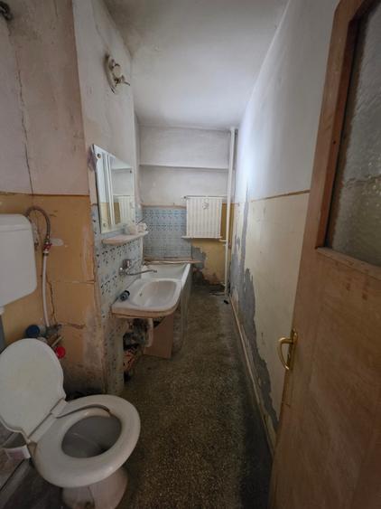 Calea Giulesti, chiar vav stadion, stradal, vedere fata, bloc 1989, 77 mp - 9