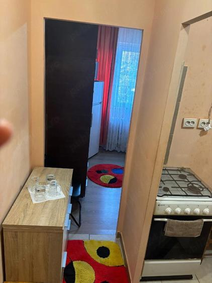 inchiriez camera camin - 3