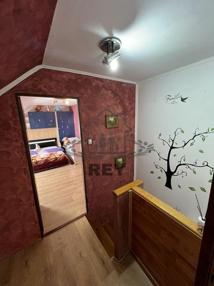 De vanzare- Apartament 3 camere str Luptei - 7