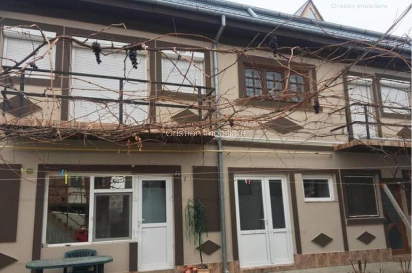 VILA P 1 teren=330mp zona Centrala , 350mp construiti