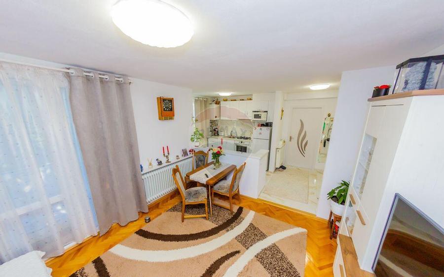 ULTRACENTRAL- apartament 3 camere cu garaj - 5