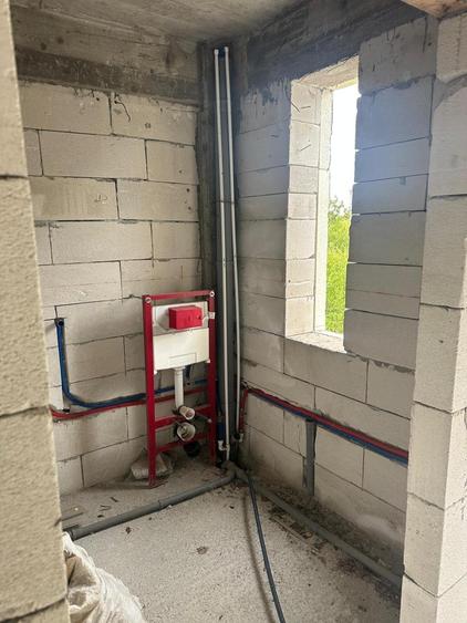 2 Mai - la 4 minute de plaja - pensiune 8 camere, finalizata 60% - 14