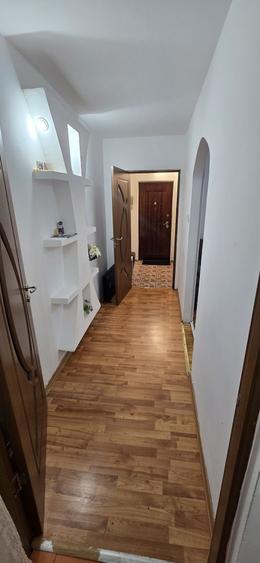 Apartament cu 2 camere decomandat în Exterior Vest