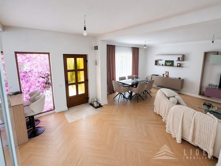 Duplex cu 4 camere cu Canalizare în Borhanci