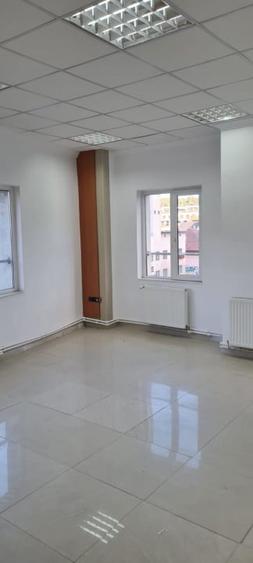 Spatiu de inchiriat | Pretabil birouri | - 8